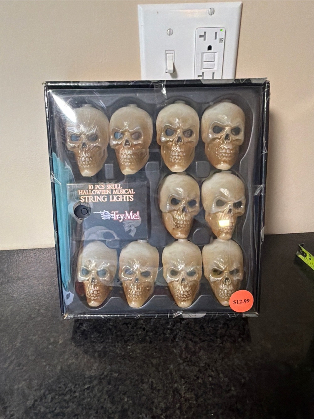 Vintage American Classics 10 Skull Halloween Musical Blinking String Lights NIB
